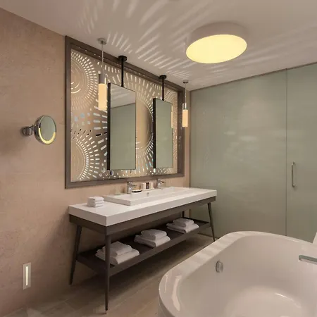 The Westin Dragonara Resort, Malta 5*